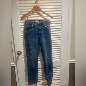 ZARA Women's high -Rise  Jeans - Size 6 US)